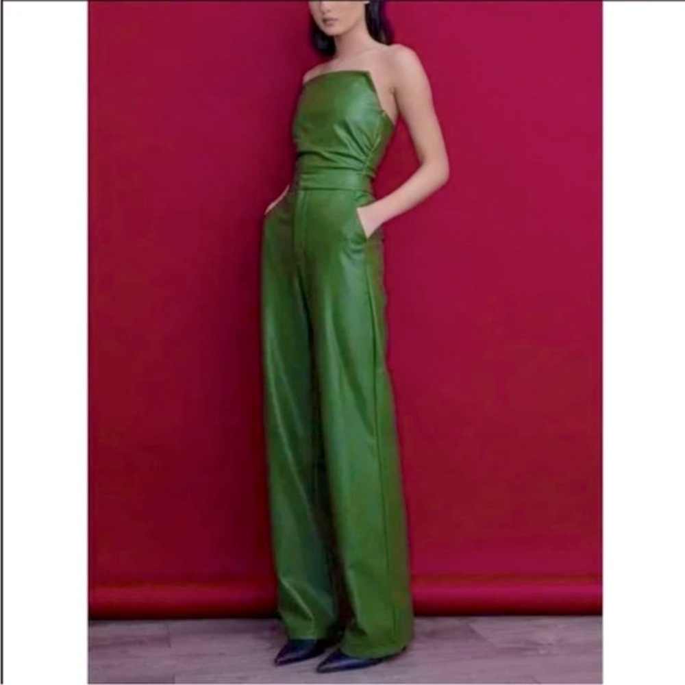 Zara faux olive green top&bottom set. Great condition. Size M.